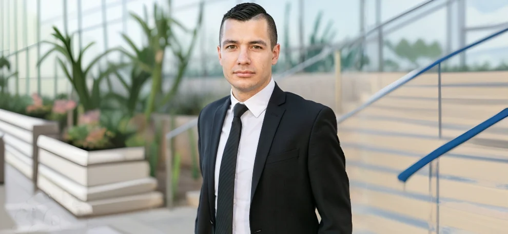 Karlie-Colleen-Photography-Arizona-Business-Headshots-Josh-4-scaled-1
