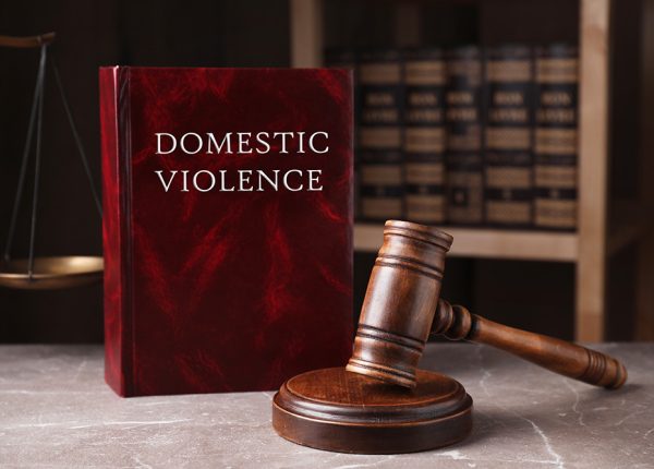 Understanding-Domestic-Violence-Charges-in-Arizona-Laws,-Penalties,-and-Defenses
